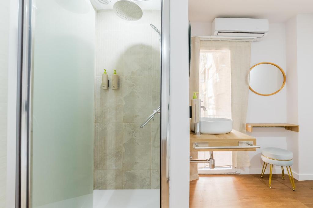 Baño dentro de la habitación superior